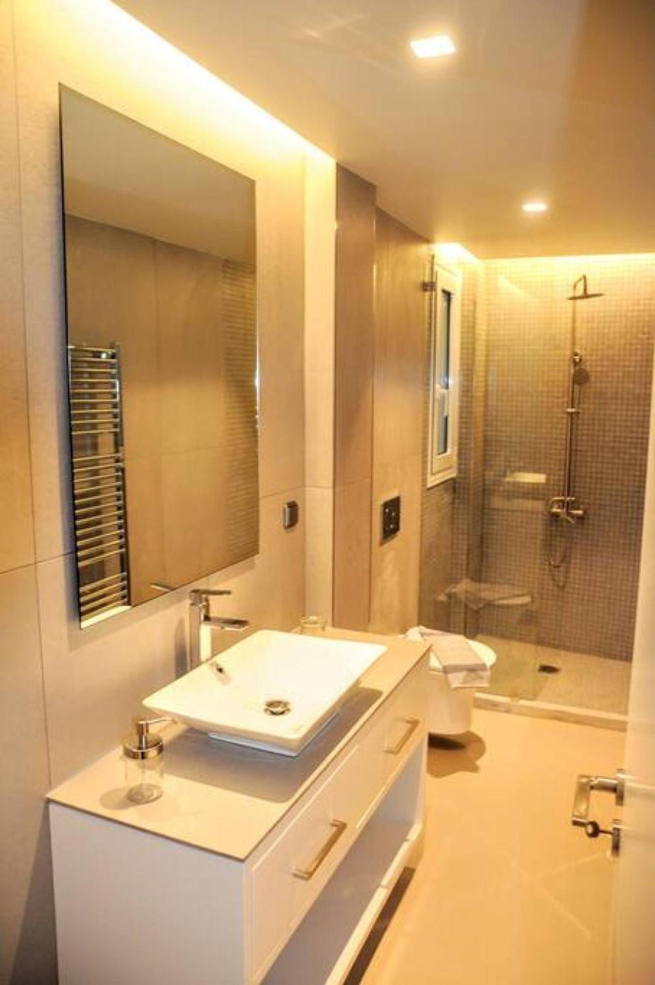 Luxurious Apartment In Acropolis Афины Экстерьер фото
