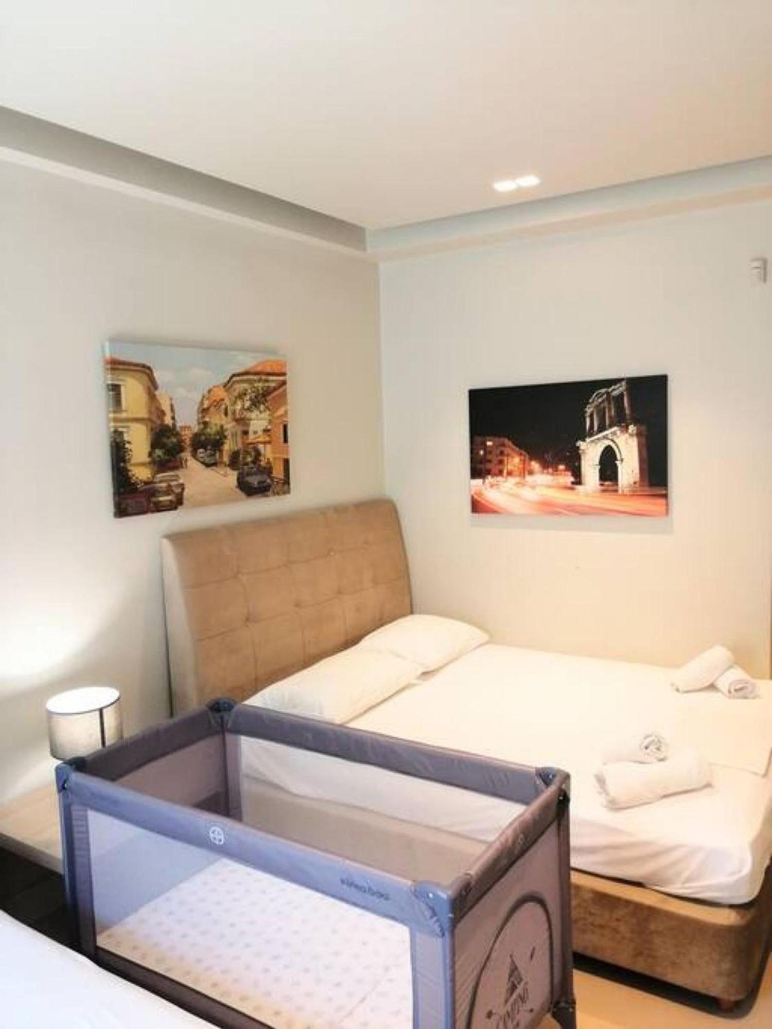 Luxurious Apartment In Acropolis Афины Экстерьер фото