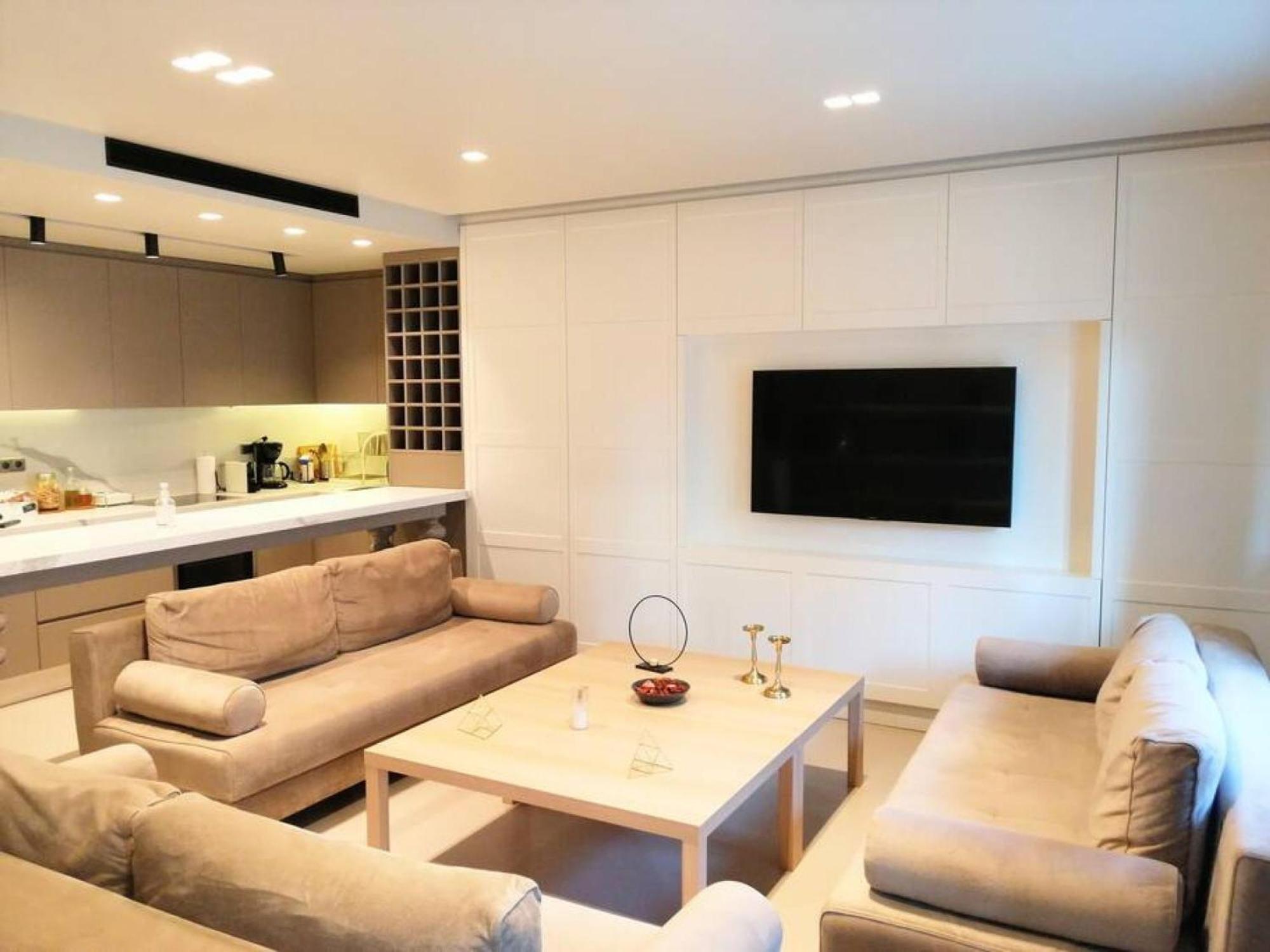 Luxurious Apartment In Acropolis Афины Экстерьер фото