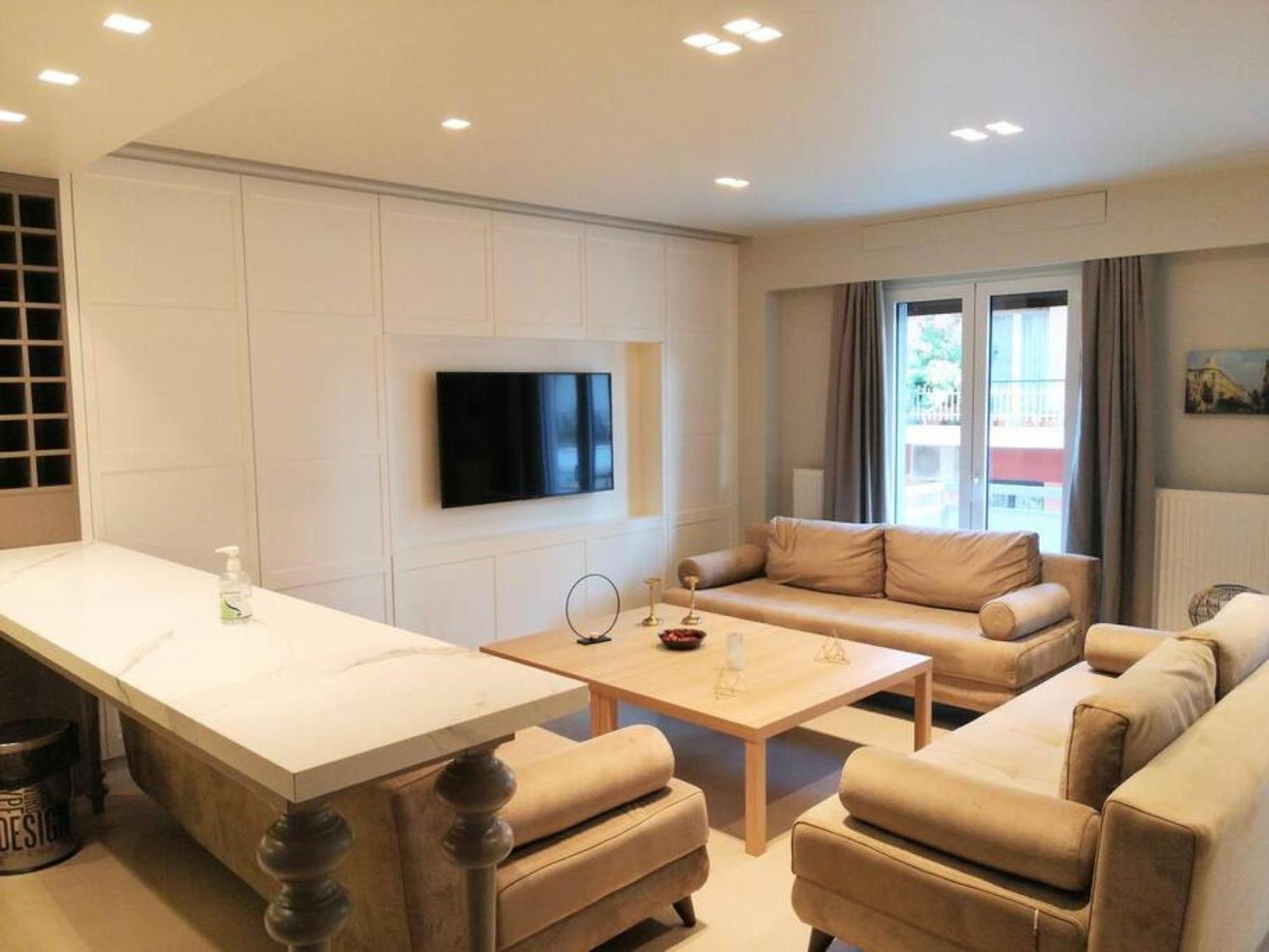 Luxurious Apartment In Acropolis Афины Экстерьер фото